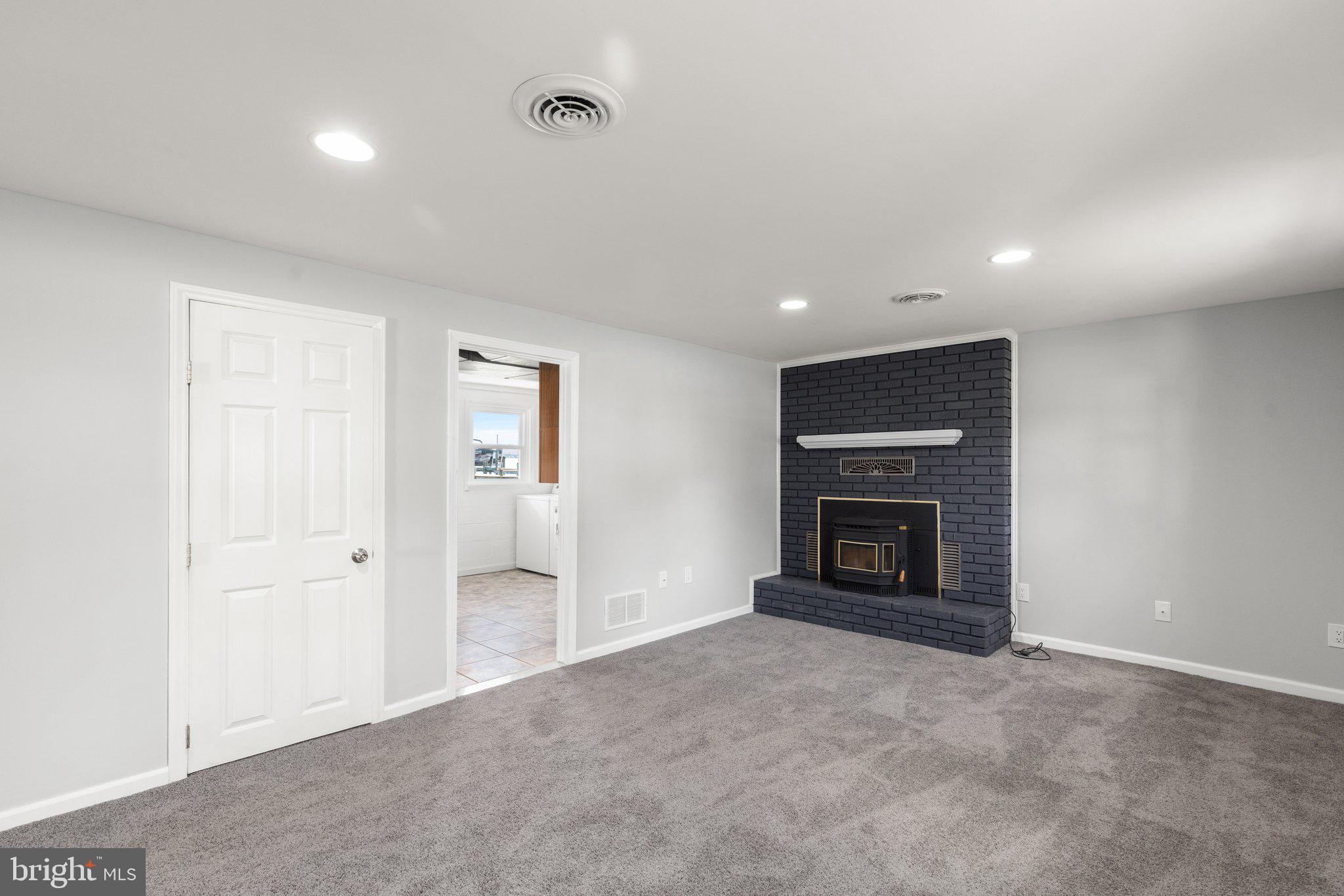 HYDE PARK - Residential