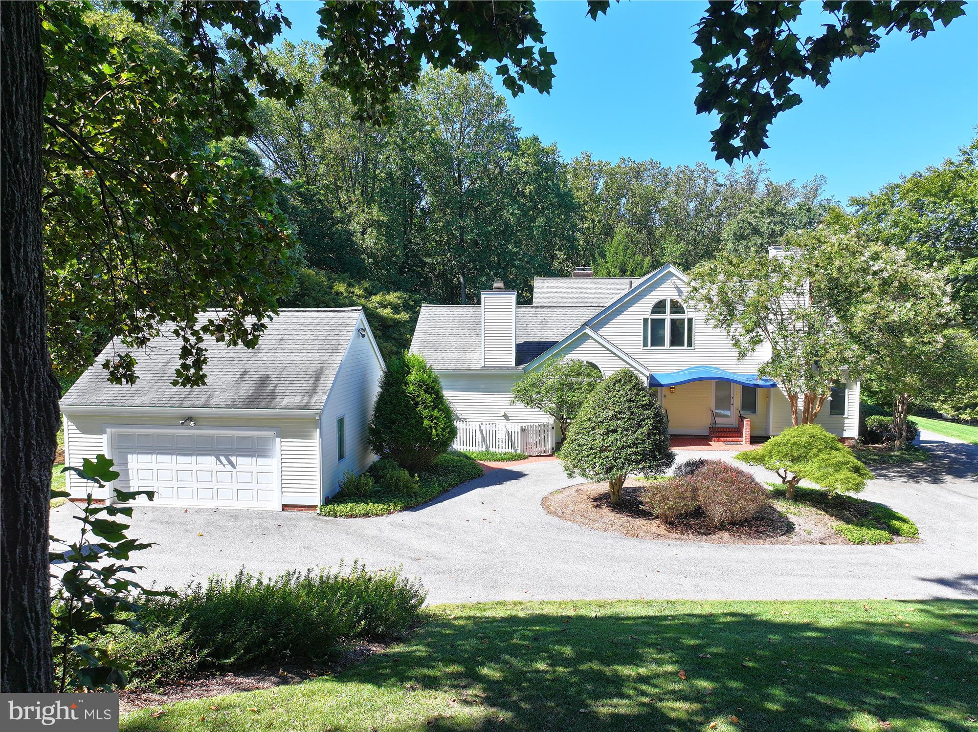 RUXTON - Residential