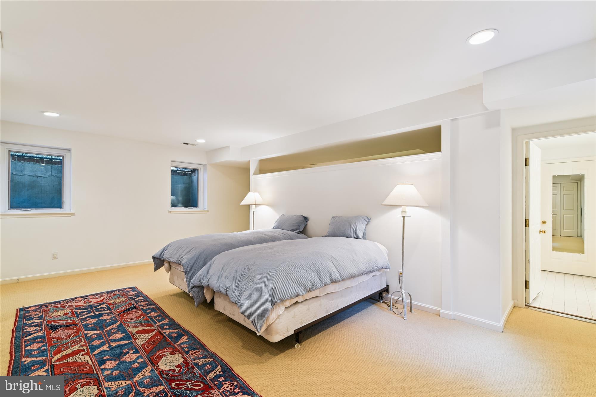 RUXTON - Residential