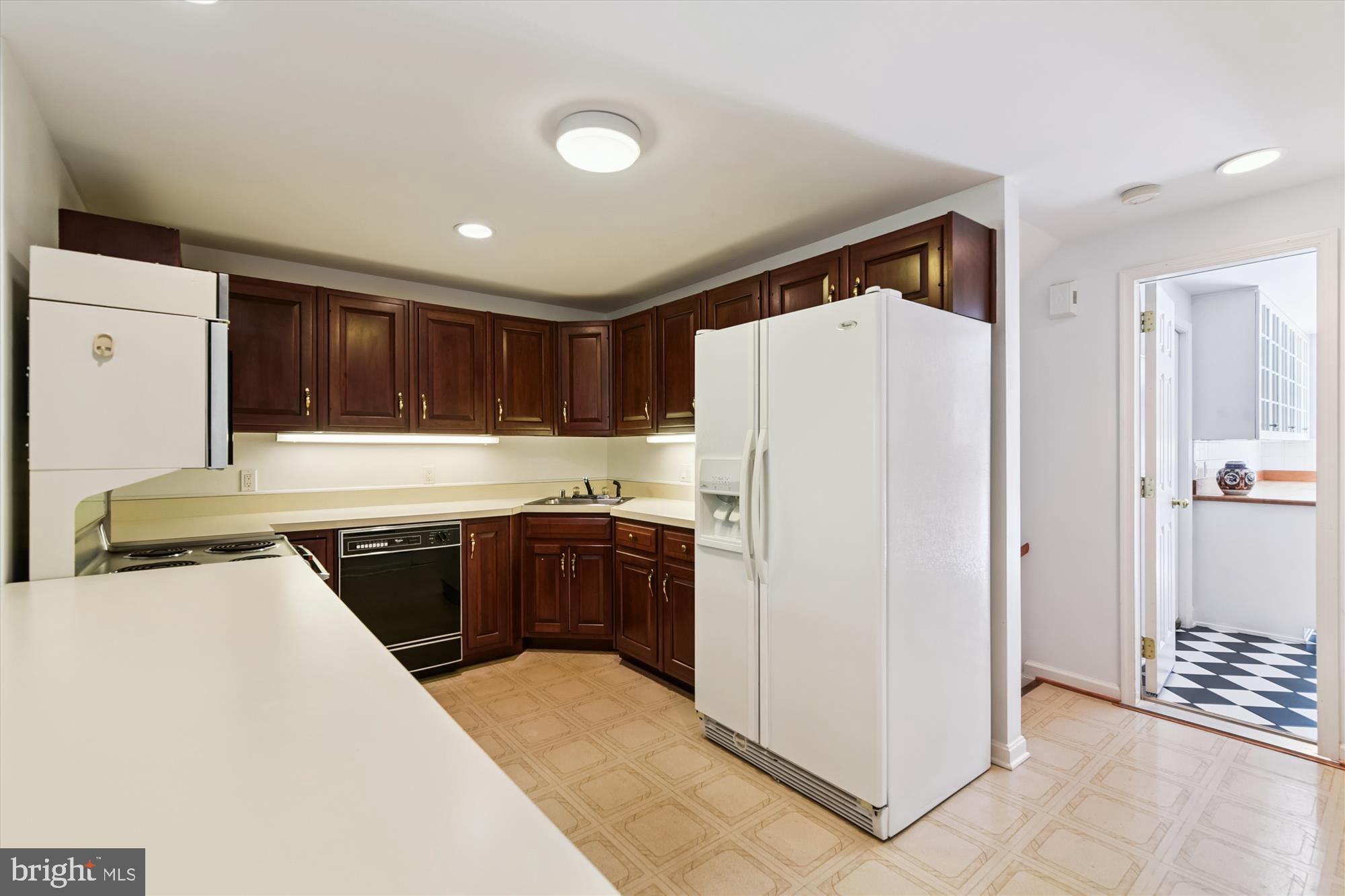 RUXTON - Residential