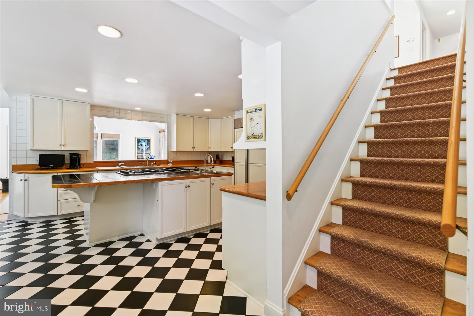 RUXTON - Residential