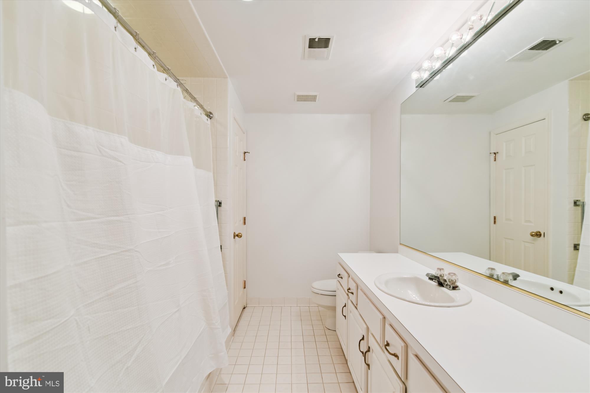 RUXTON - Residential