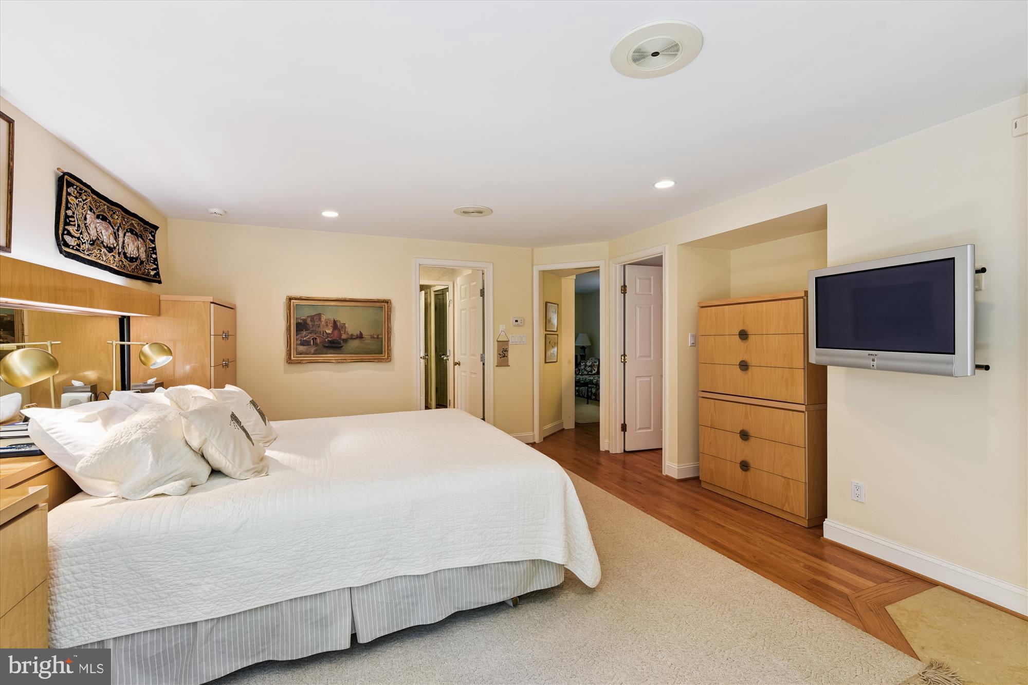 RUXTON - Residential