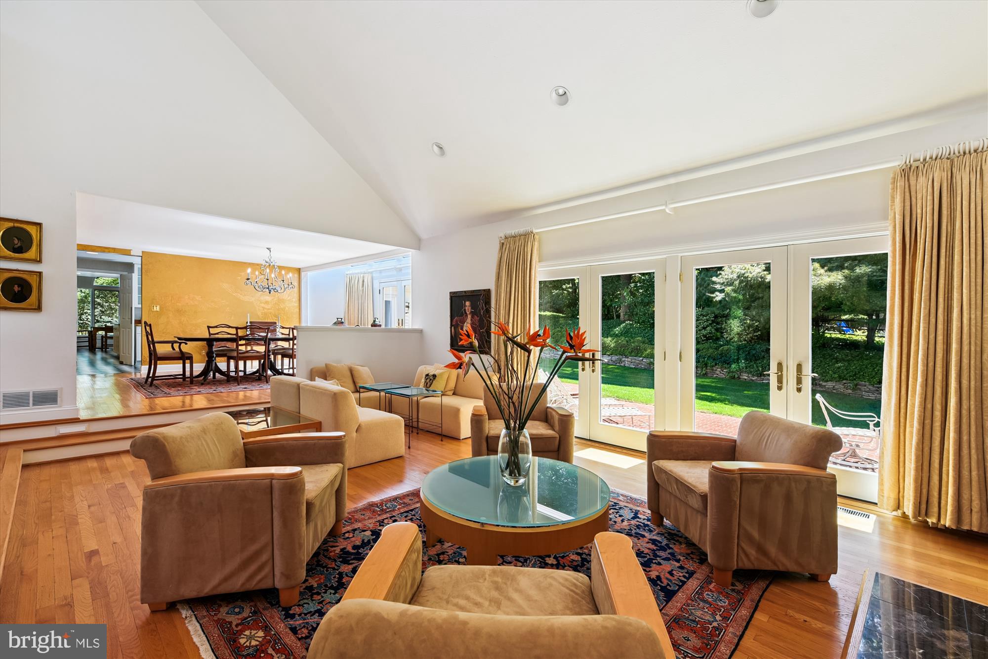 RUXTON - Residential