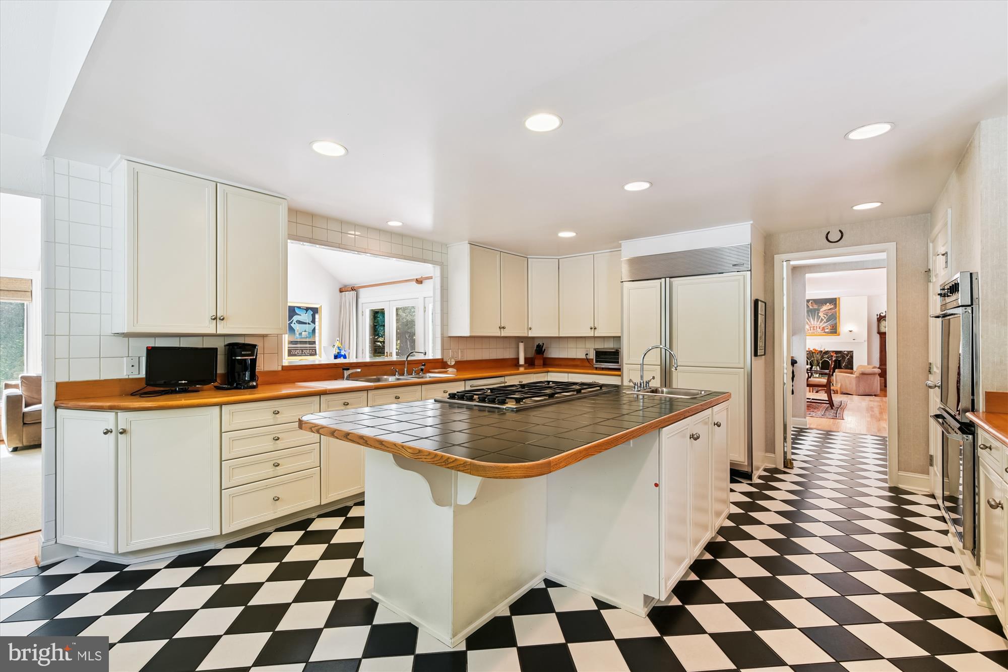 RUXTON - Residential