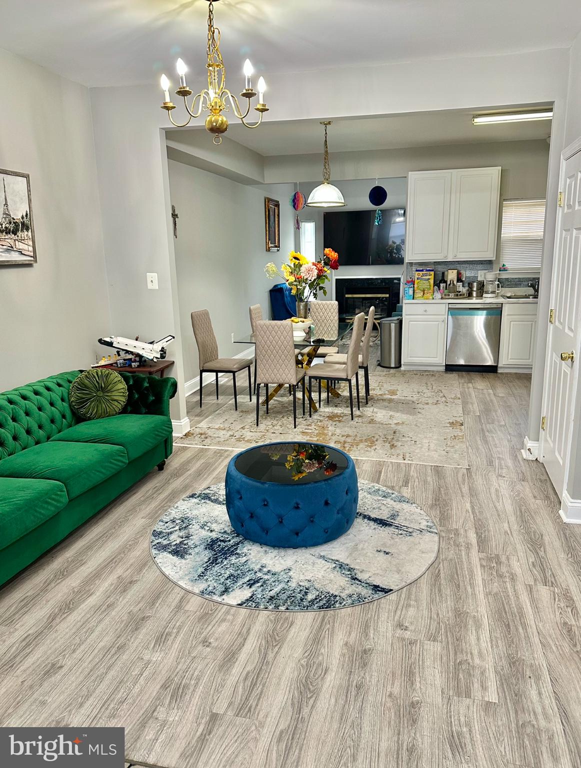2613 CREEK MOOR COURT