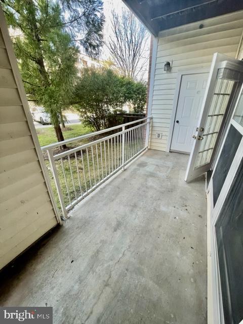 HUNTERS BRANCH - Residential Lease