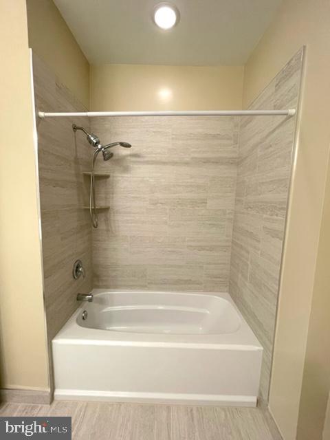 HUNTERS BRANCH - Residential Lease