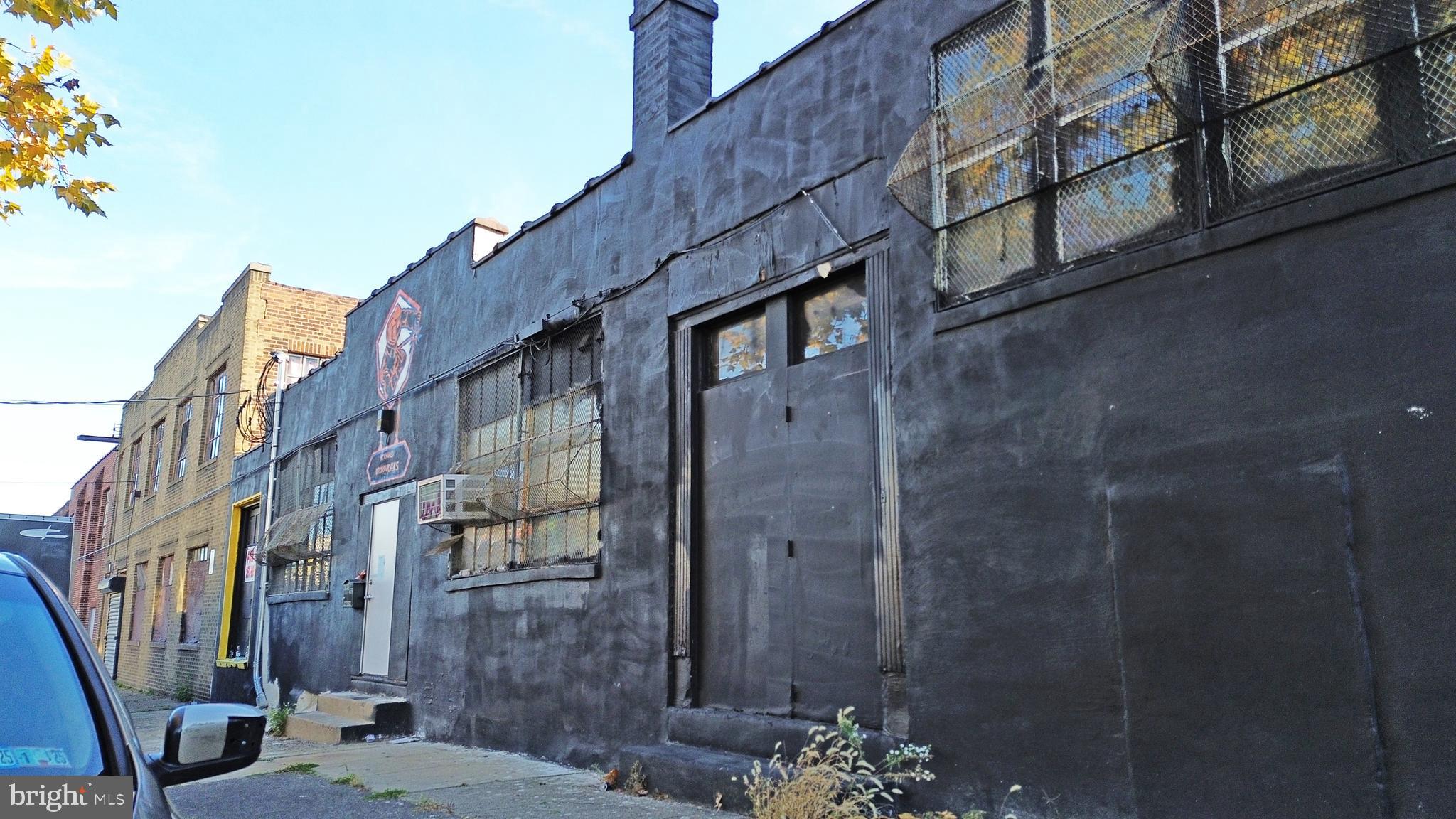 PHILADELPHIA (NORTH) - Commercial Sale