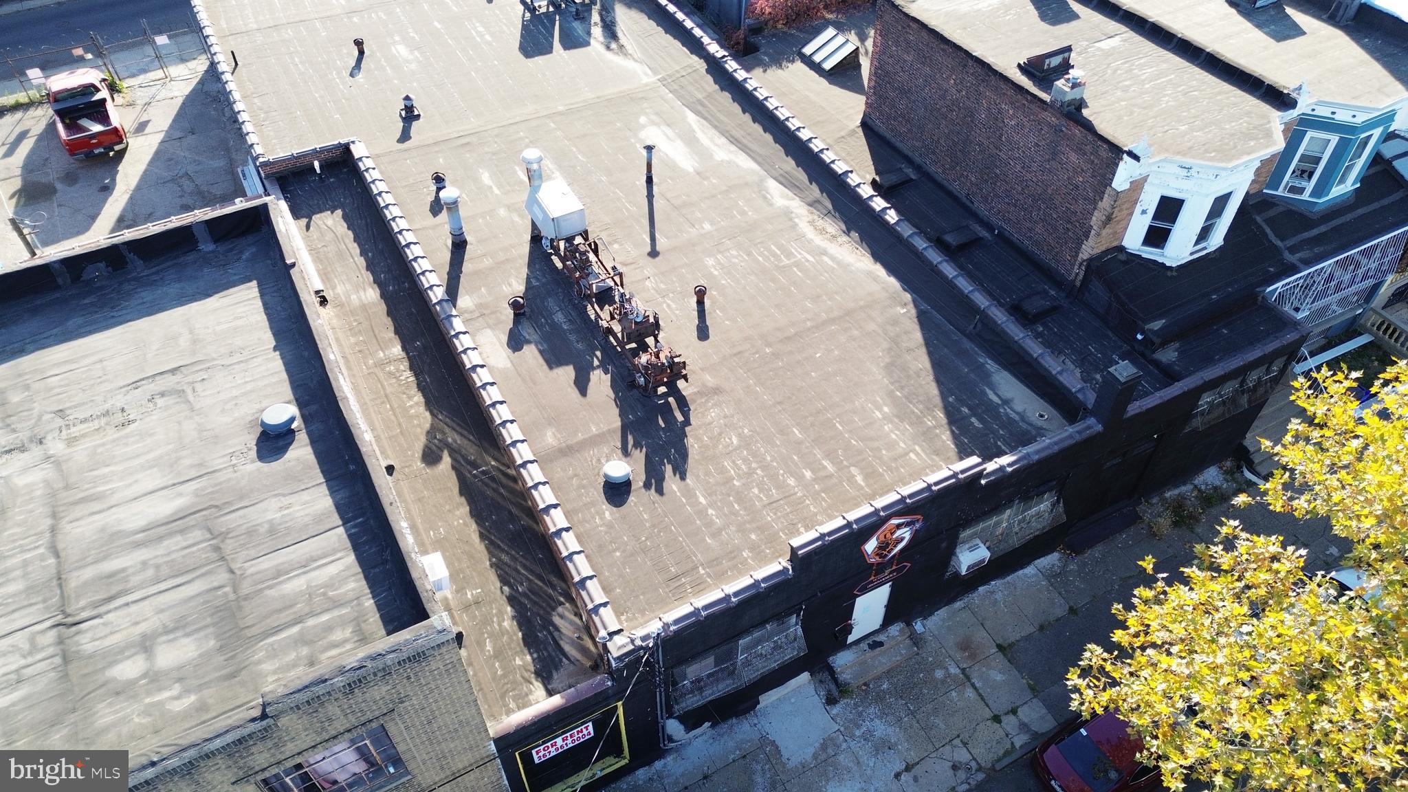 PHILADELPHIA (NORTH) - Commercial Sale