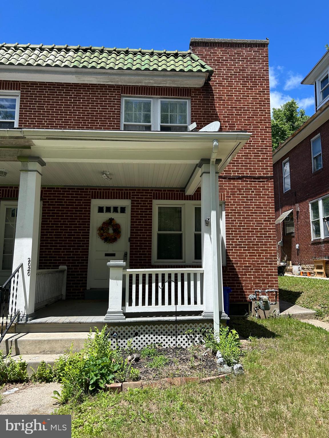 2020 HOLLY STREET
