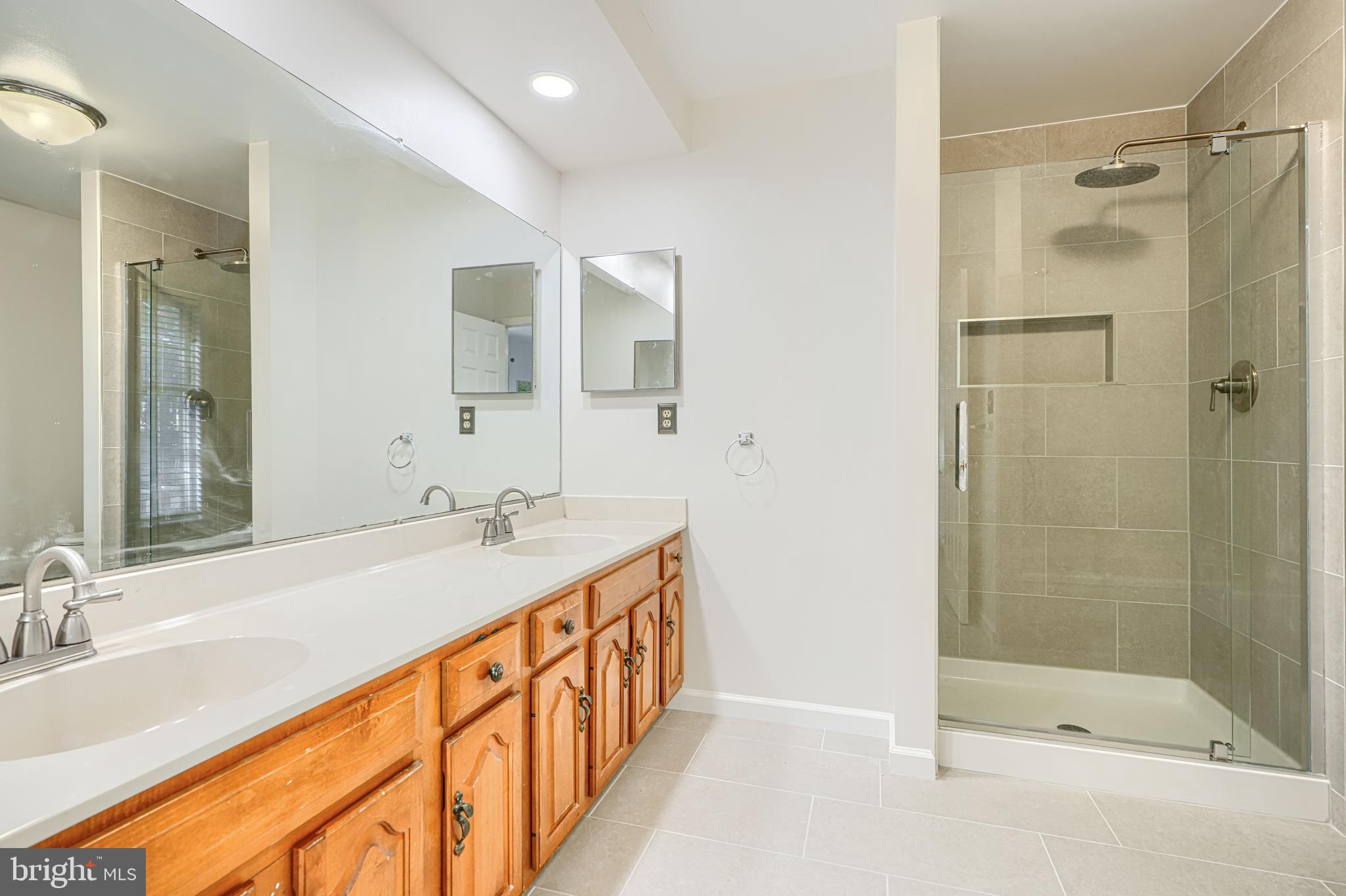 HUNT RIDGE - Residential