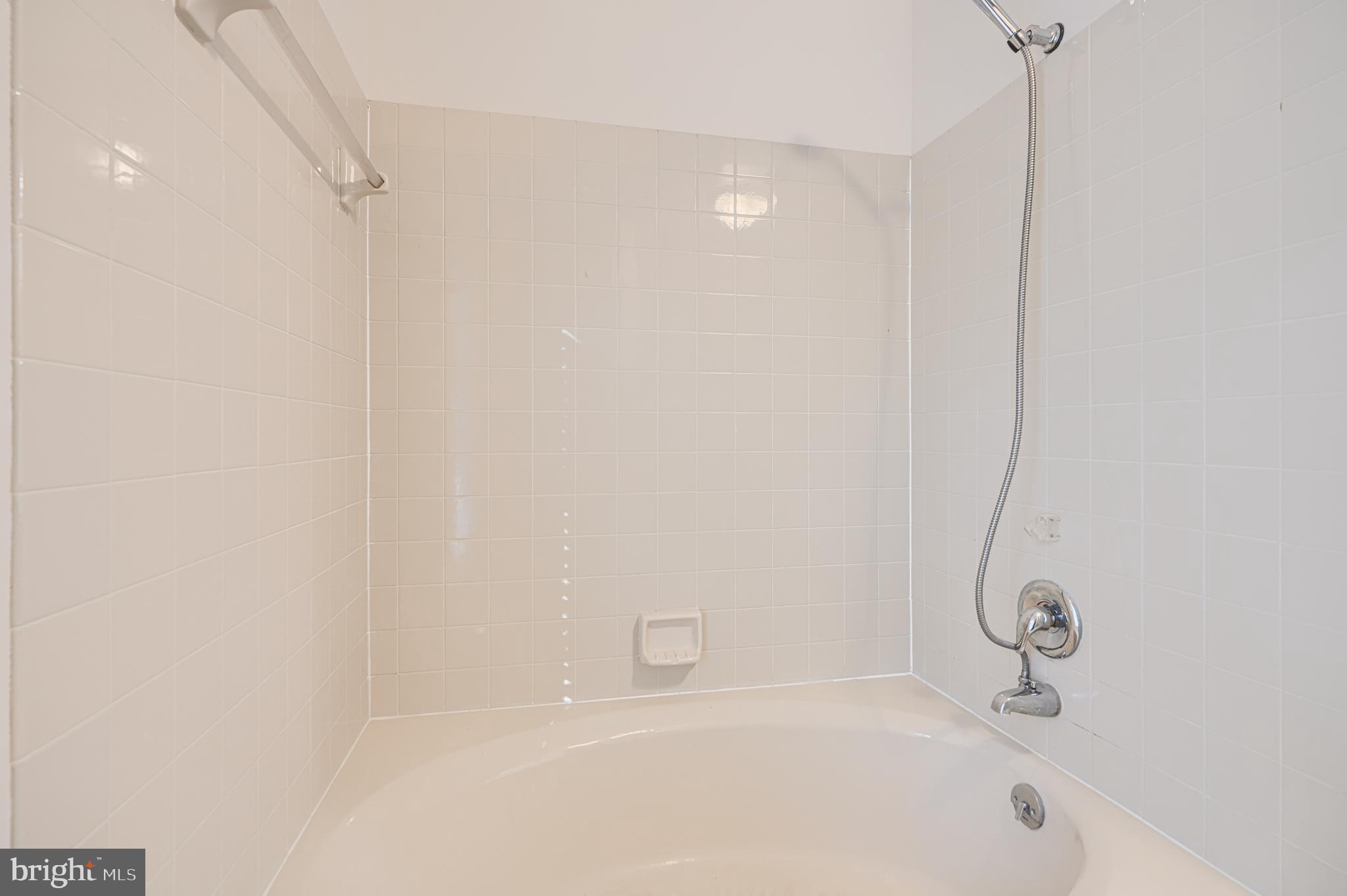 HUNT RIDGE - Residential