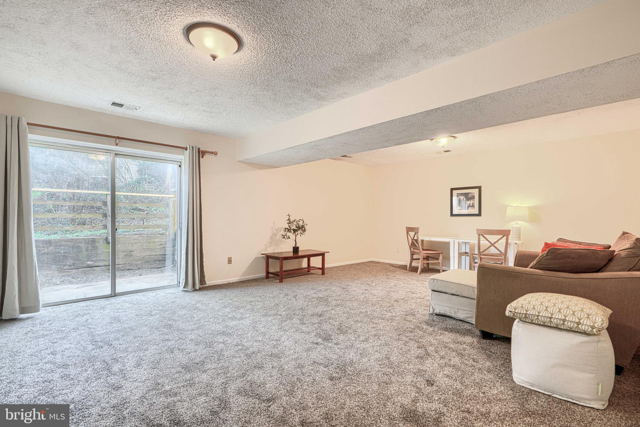 HUNT RIDGE - Residential