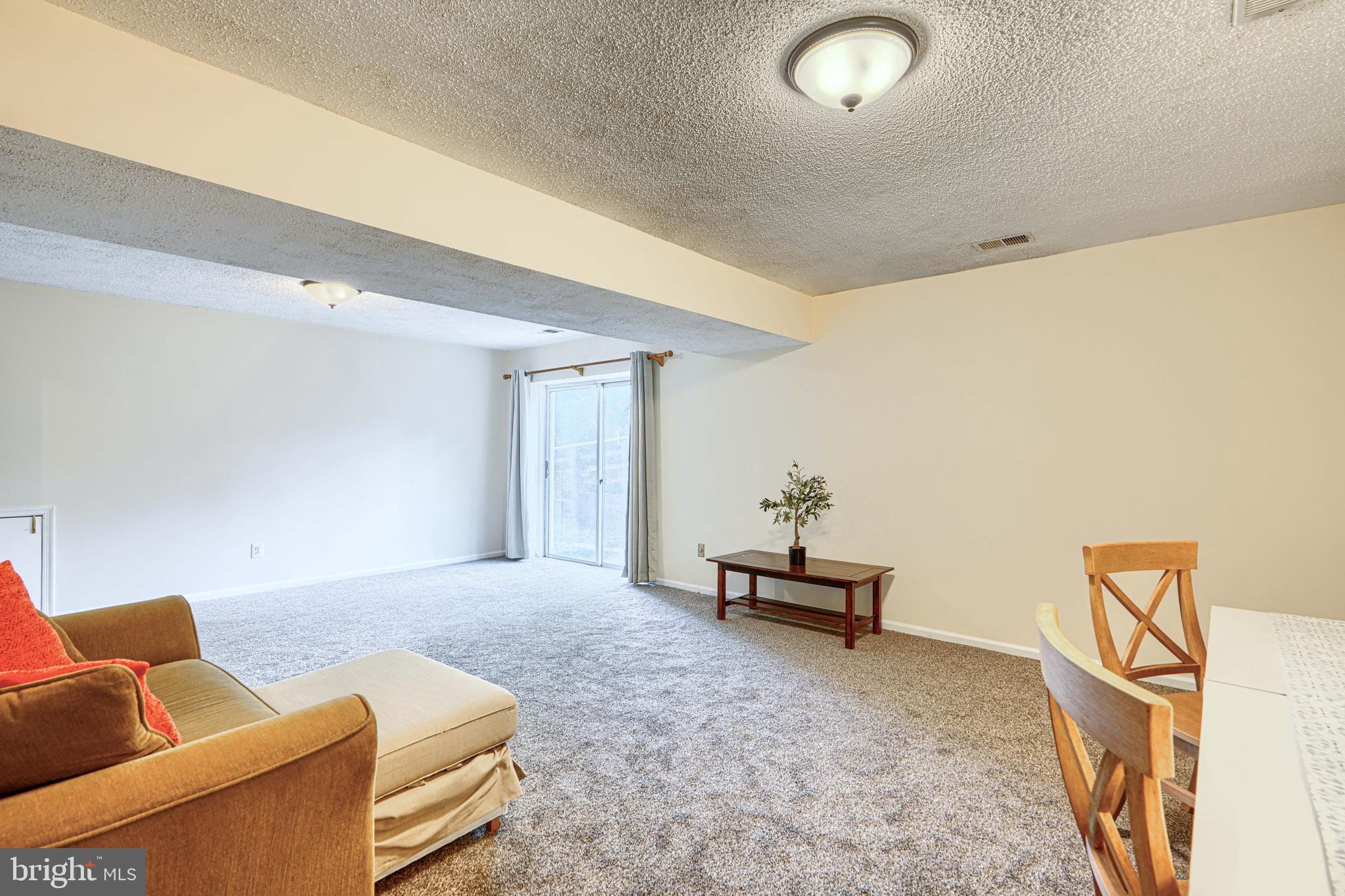 HUNT RIDGE - Residential