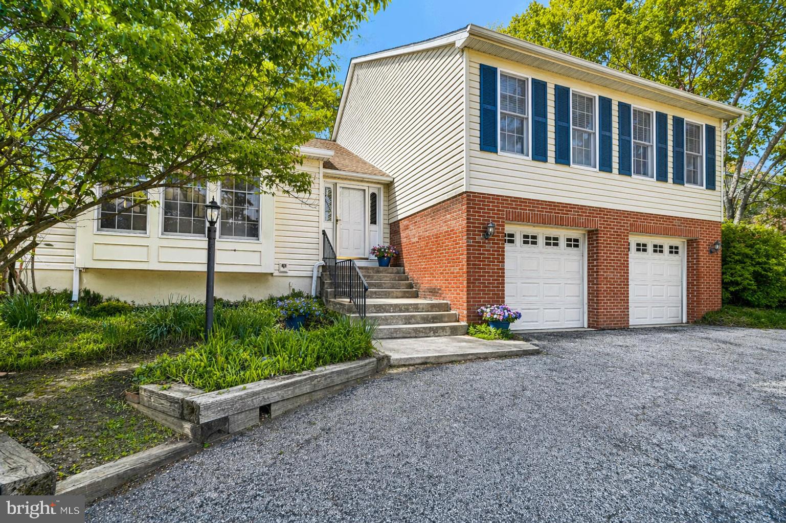 HUNT RIDGE - Residential