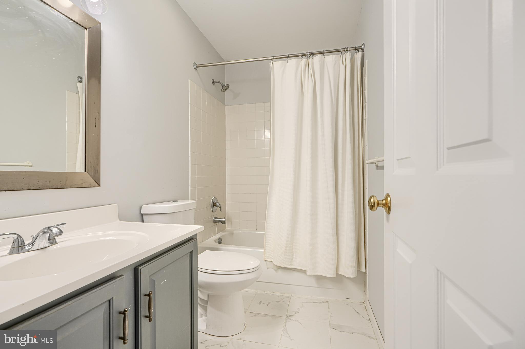 HUNT RIDGE - Residential