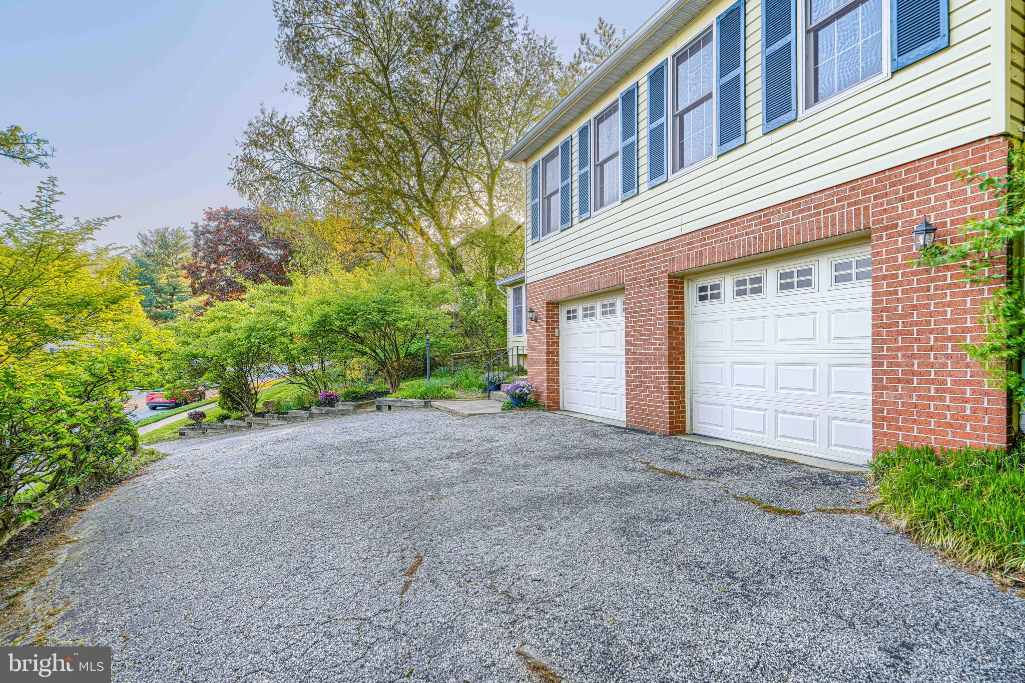 HUNT RIDGE - Residential