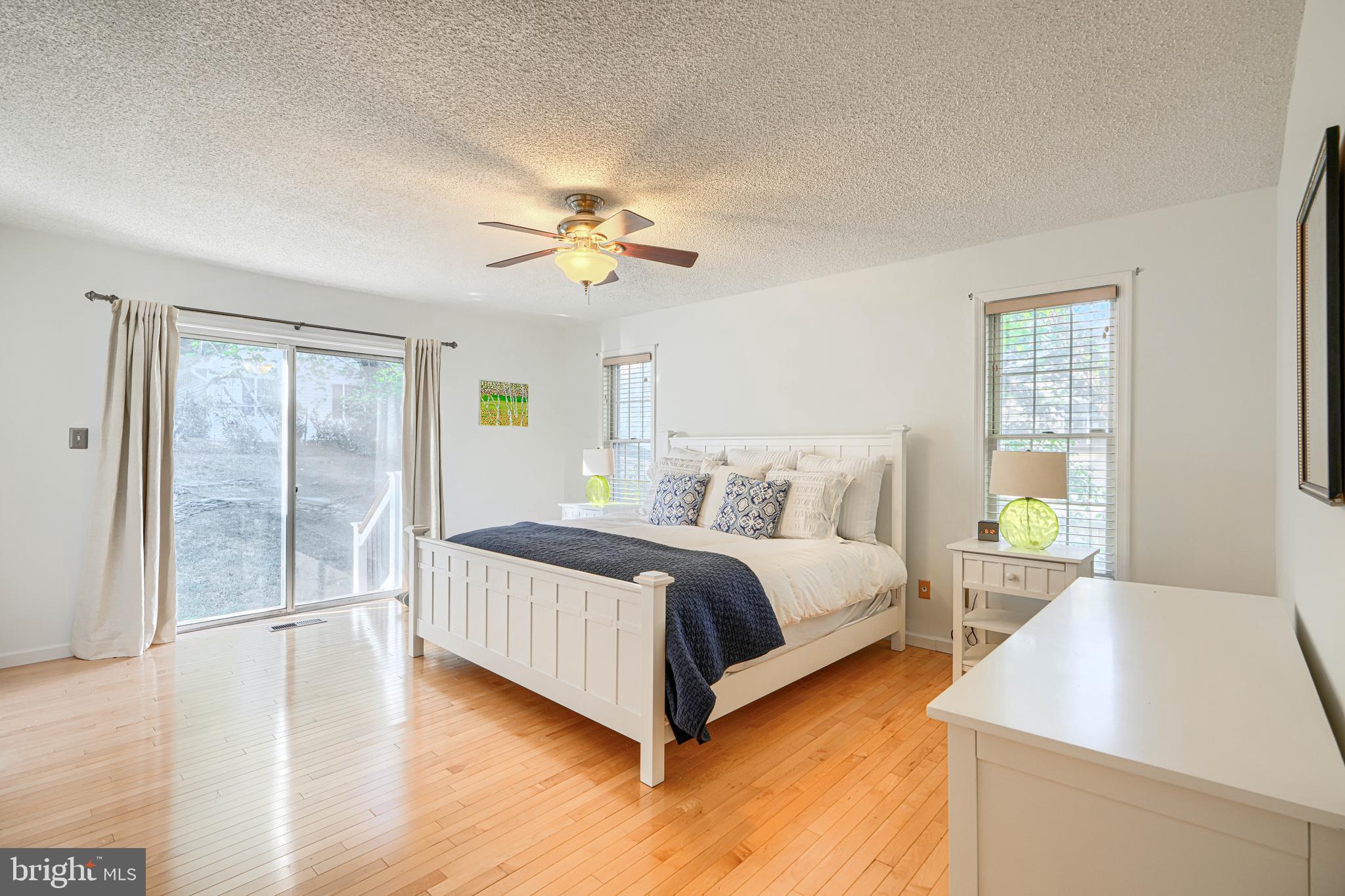 HUNT RIDGE - Residential