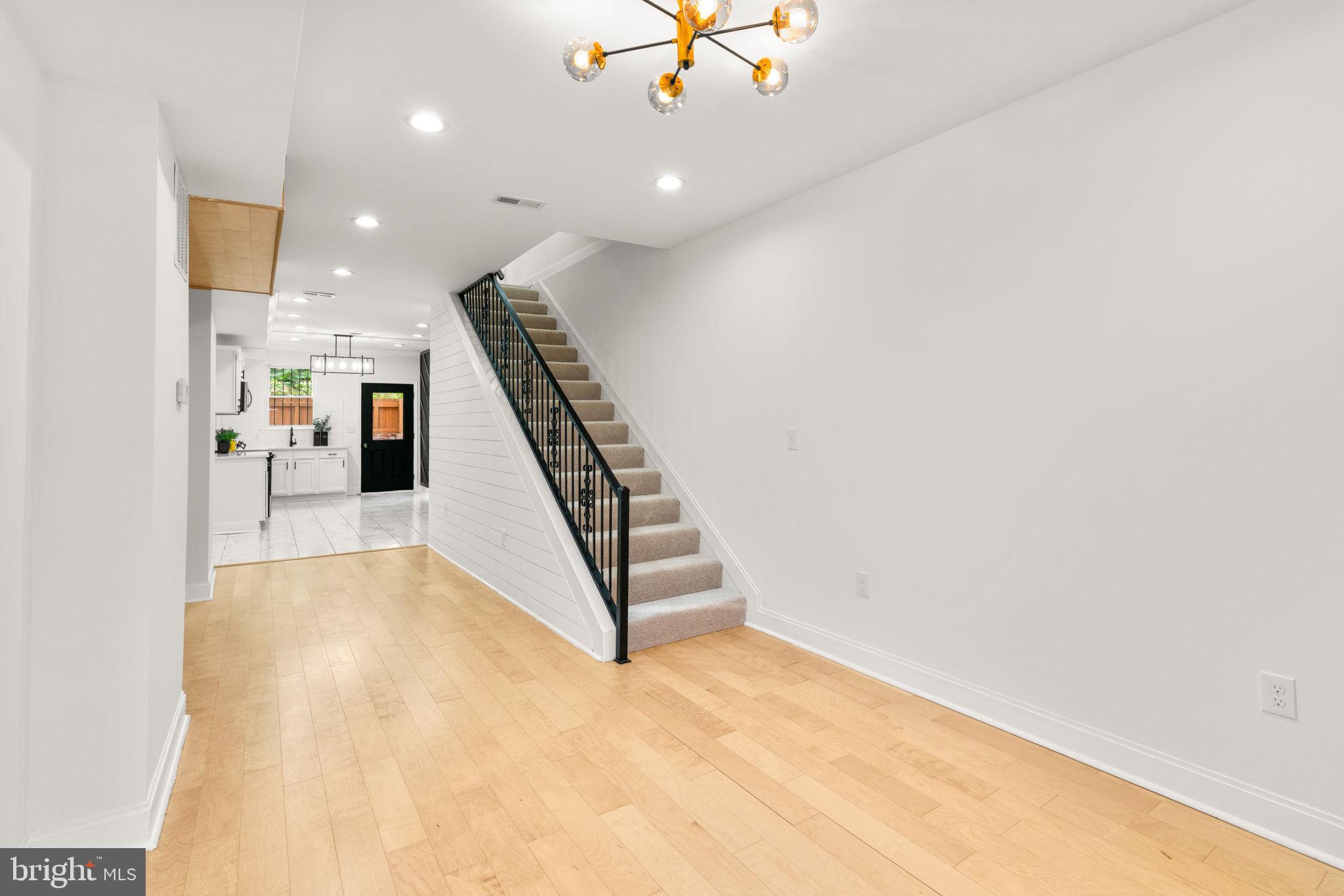 POPPLETON - Residential Lease