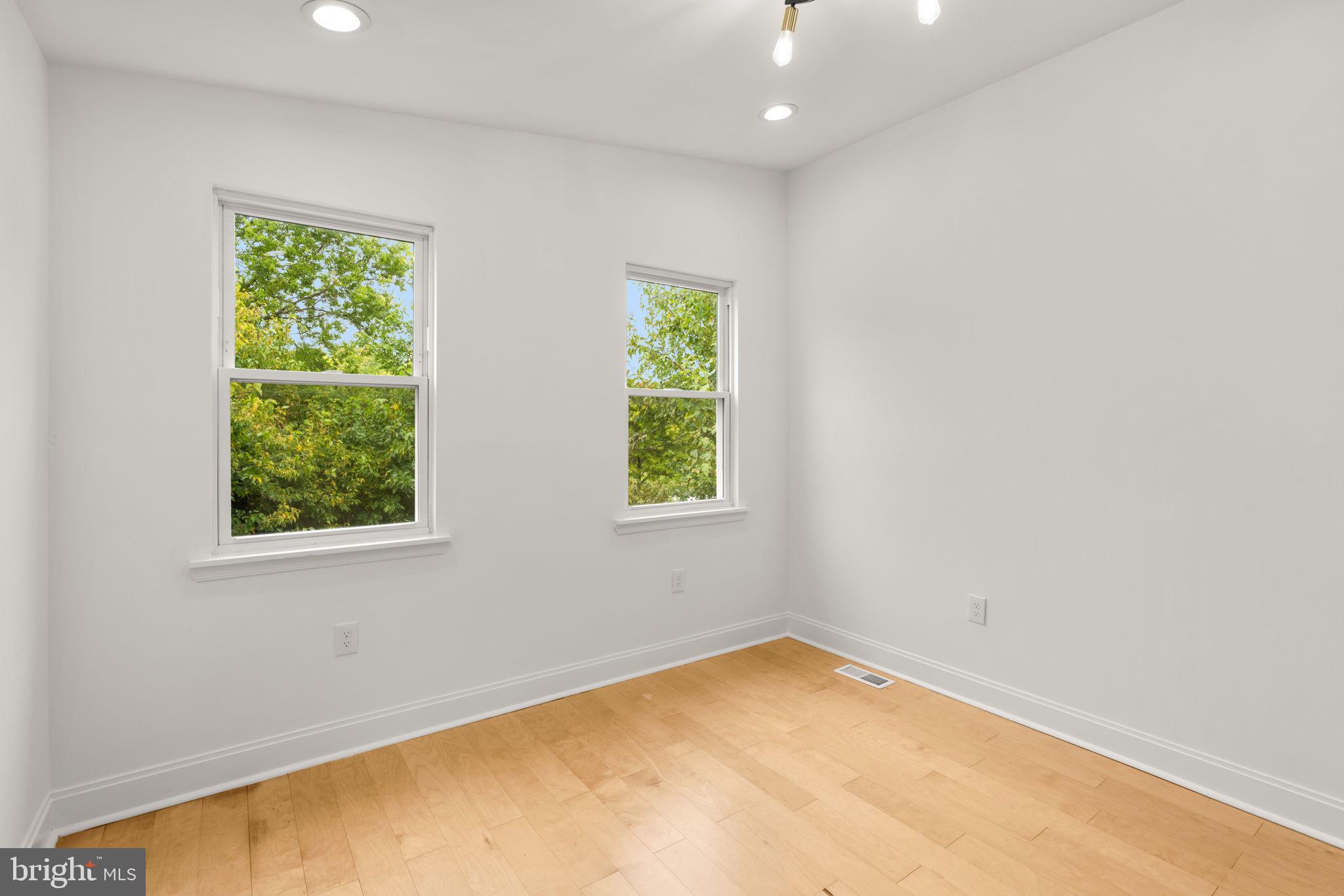 POPPLETON - Residential Lease