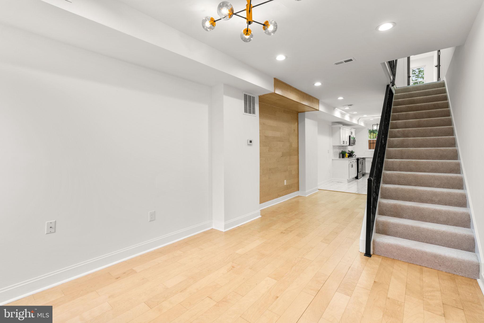 POPPLETON - Residential Lease