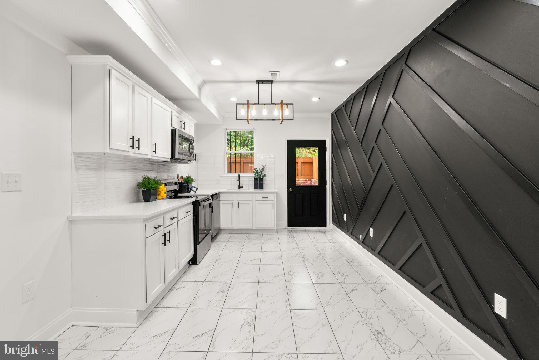 POPPLETON - Residential Lease