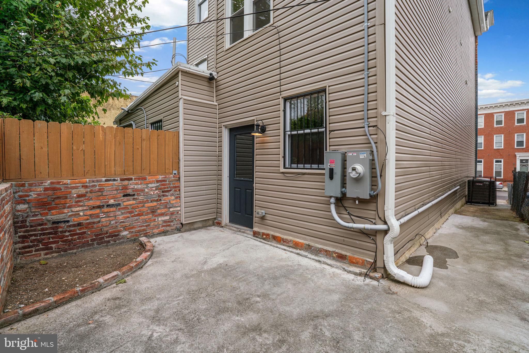 POPPLETON - Residential Lease