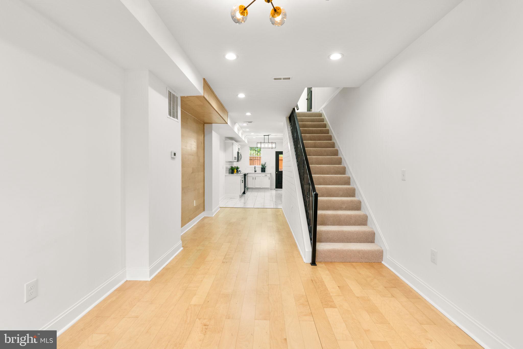 POPPLETON - Residential Lease