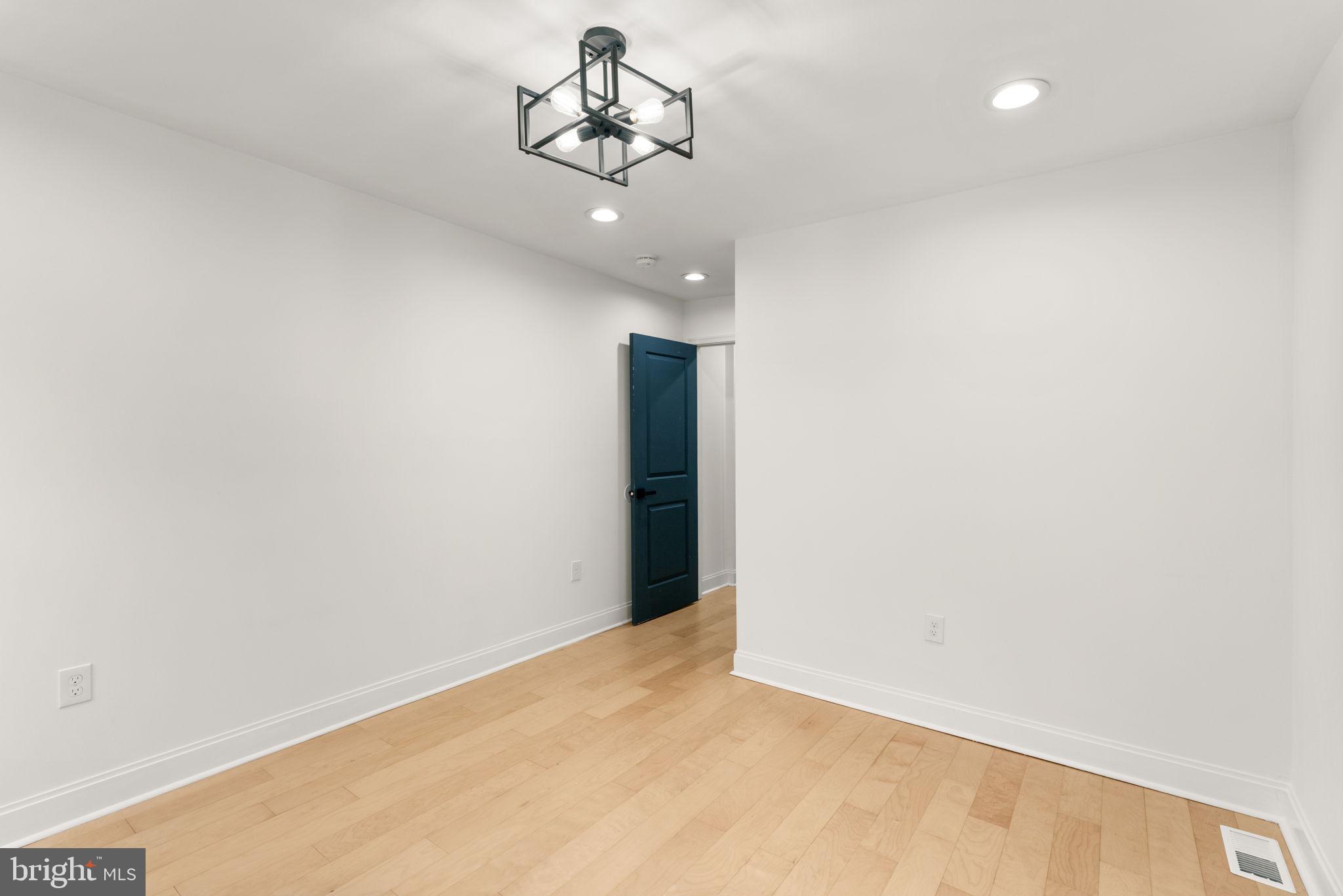 POPPLETON - Residential Lease