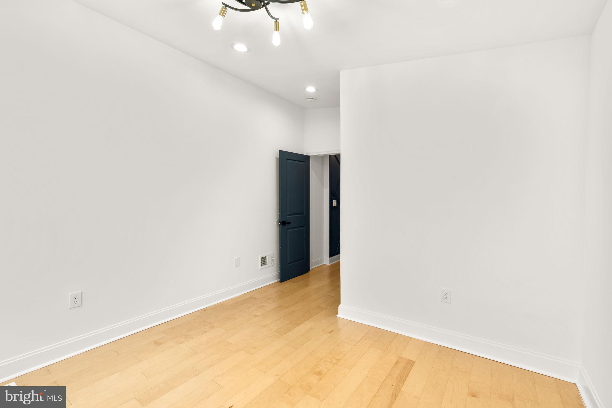 POPPLETON - Residential Lease