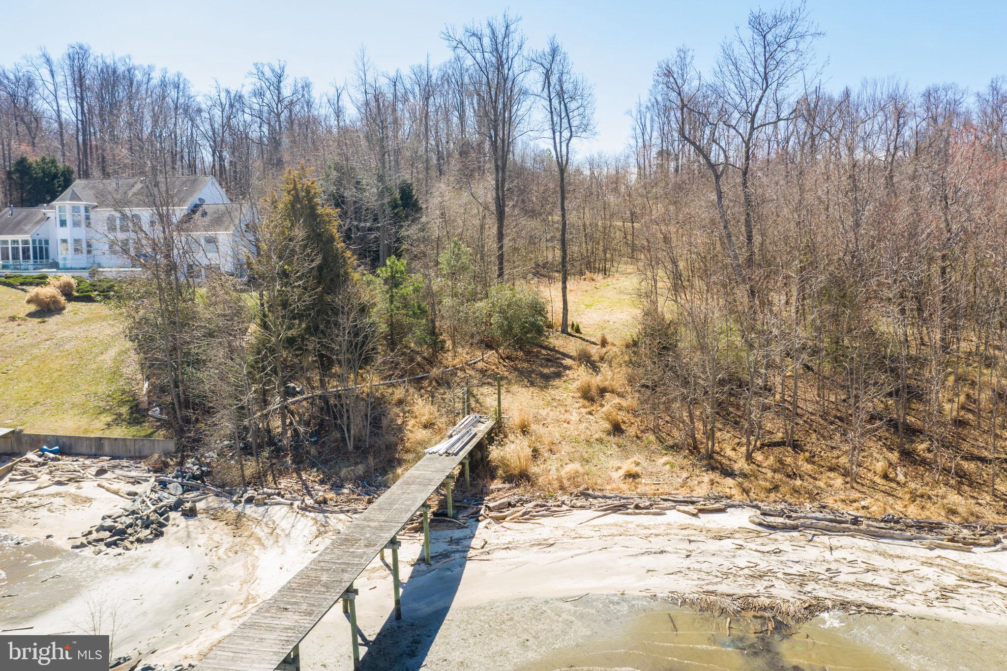 WILLIAMSBURG ON THE POTOMAC - Land