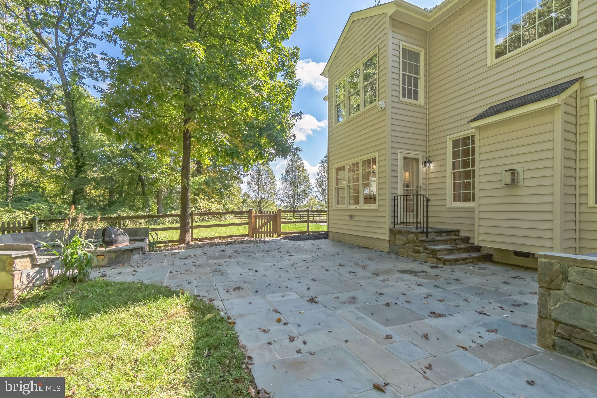 PT OLNEY OUT RES 2 - Residential