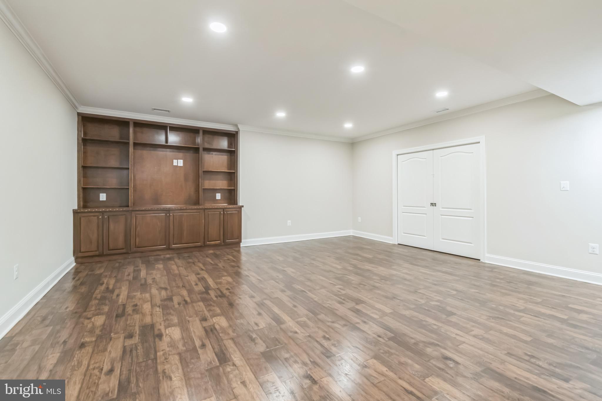 PT OLNEY OUT RES 2 - Residential