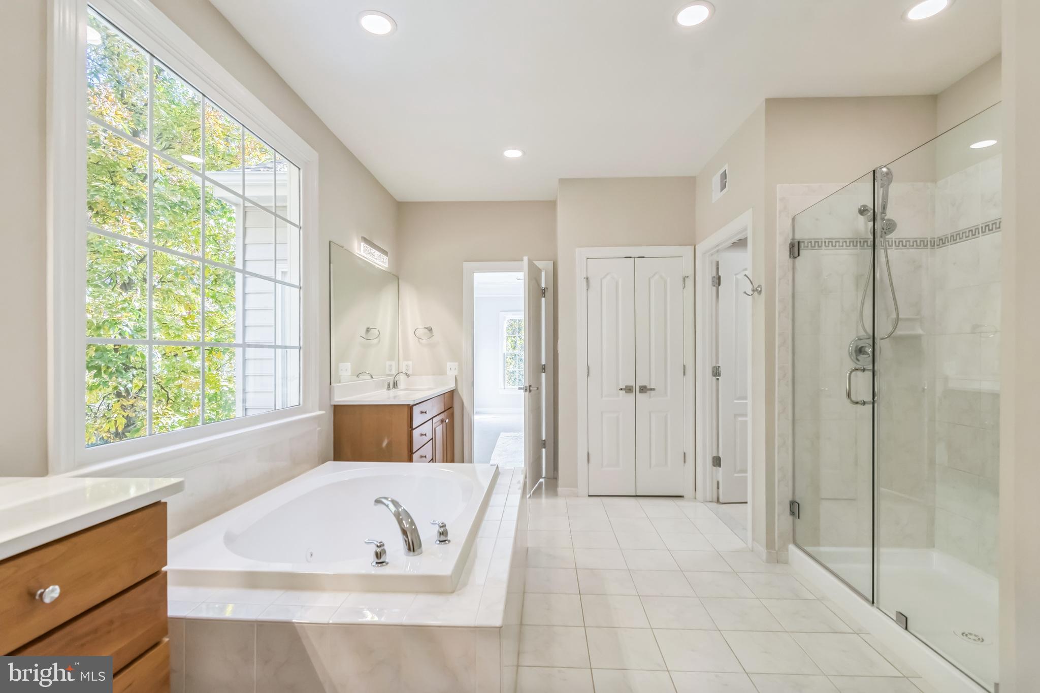 PT OLNEY OUT RES 2 - Residential