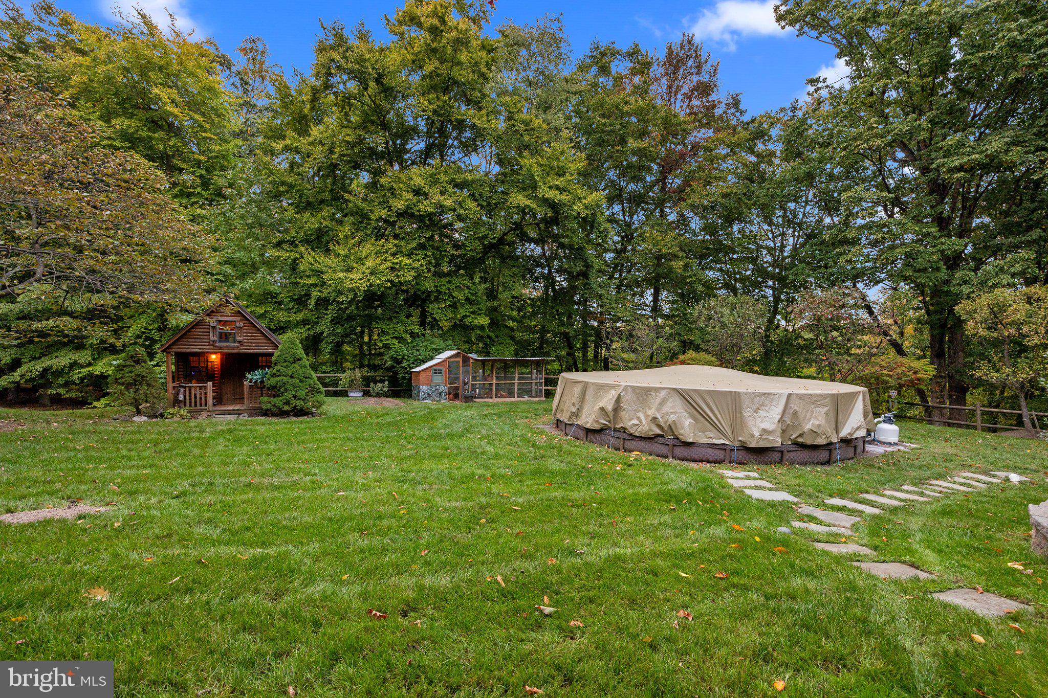 HUNTINGDON VALLEY - Residential