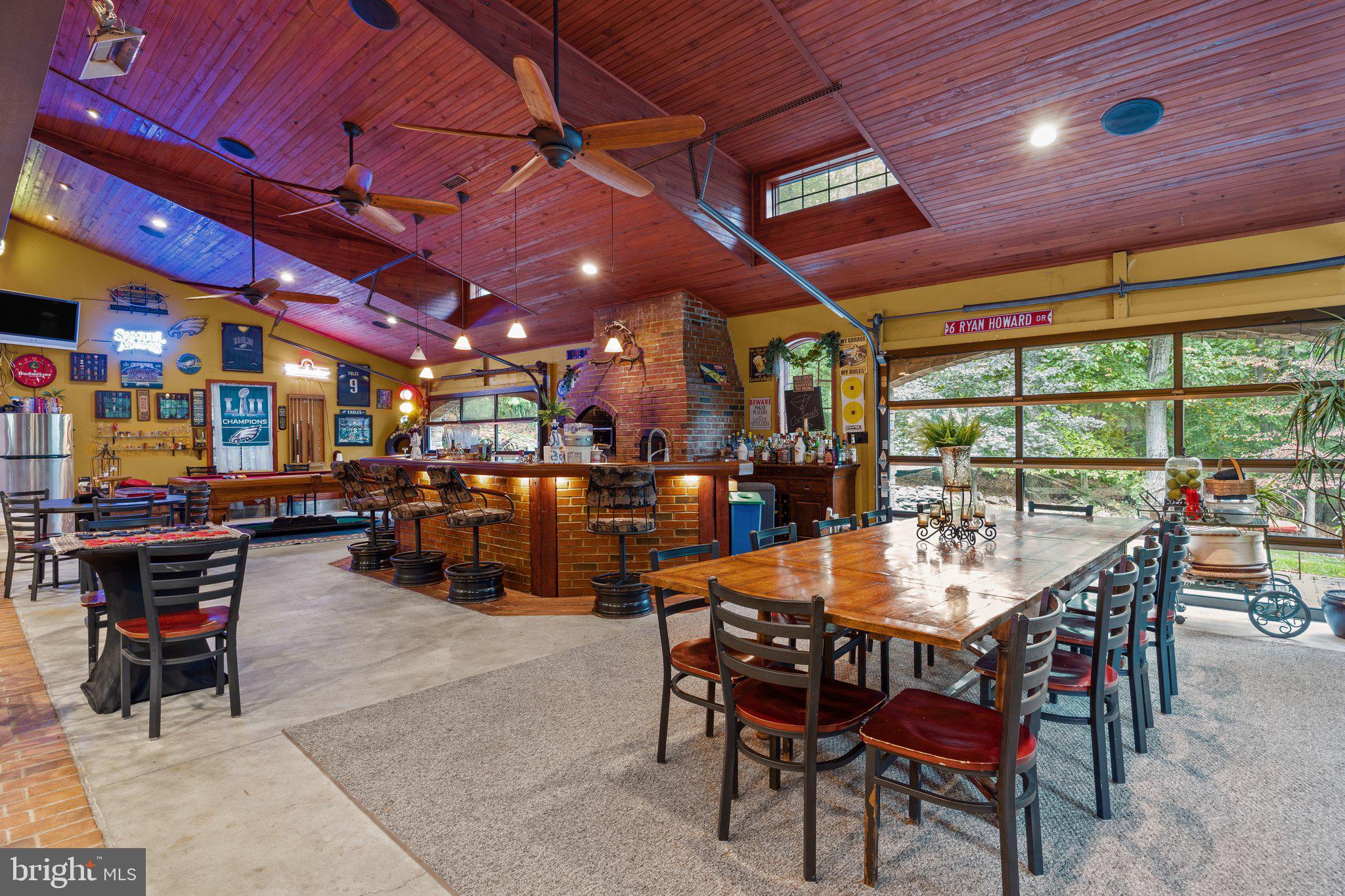 HUNTINGDON VALLEY - Residential