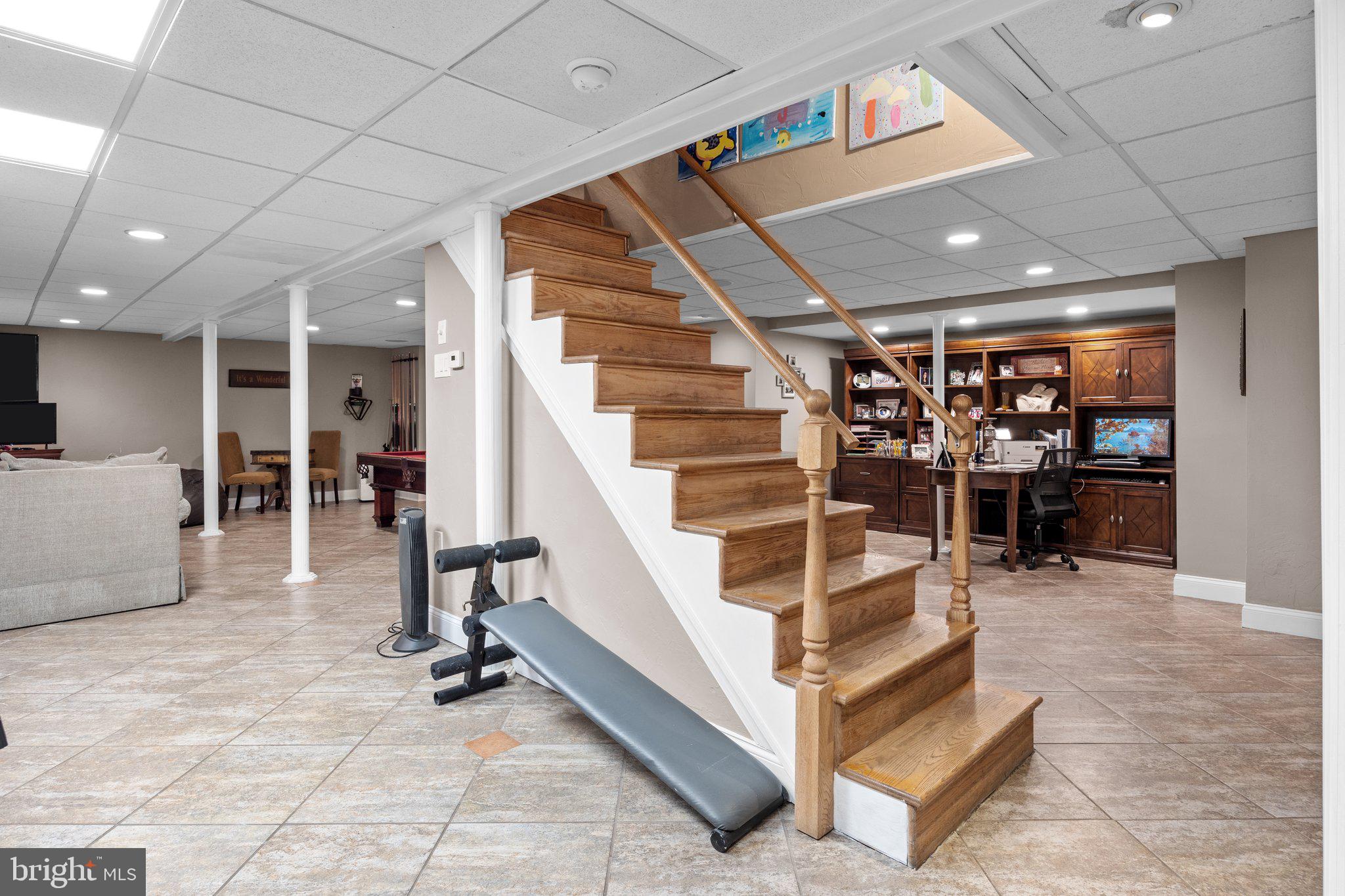HUNTINGDON VALLEY - Residential