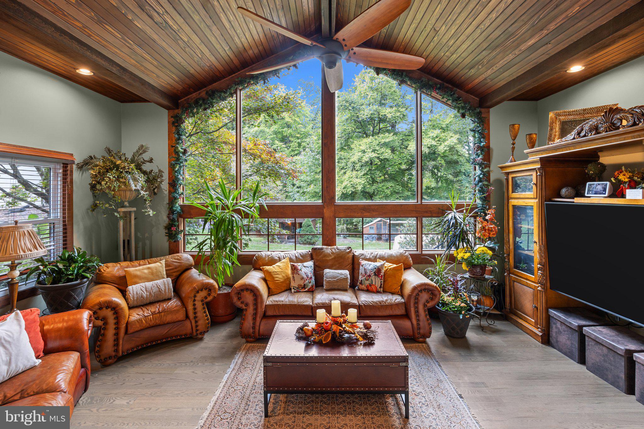 HUNTINGDON VALLEY - Residential