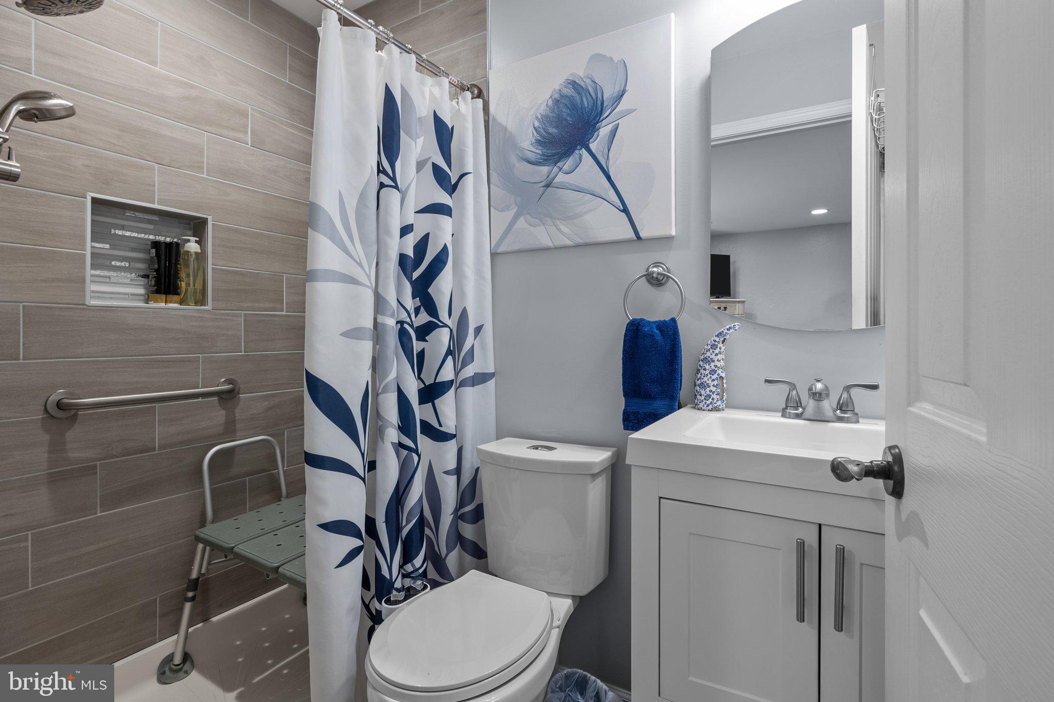 HUNTINGDON VALLEY - Residential