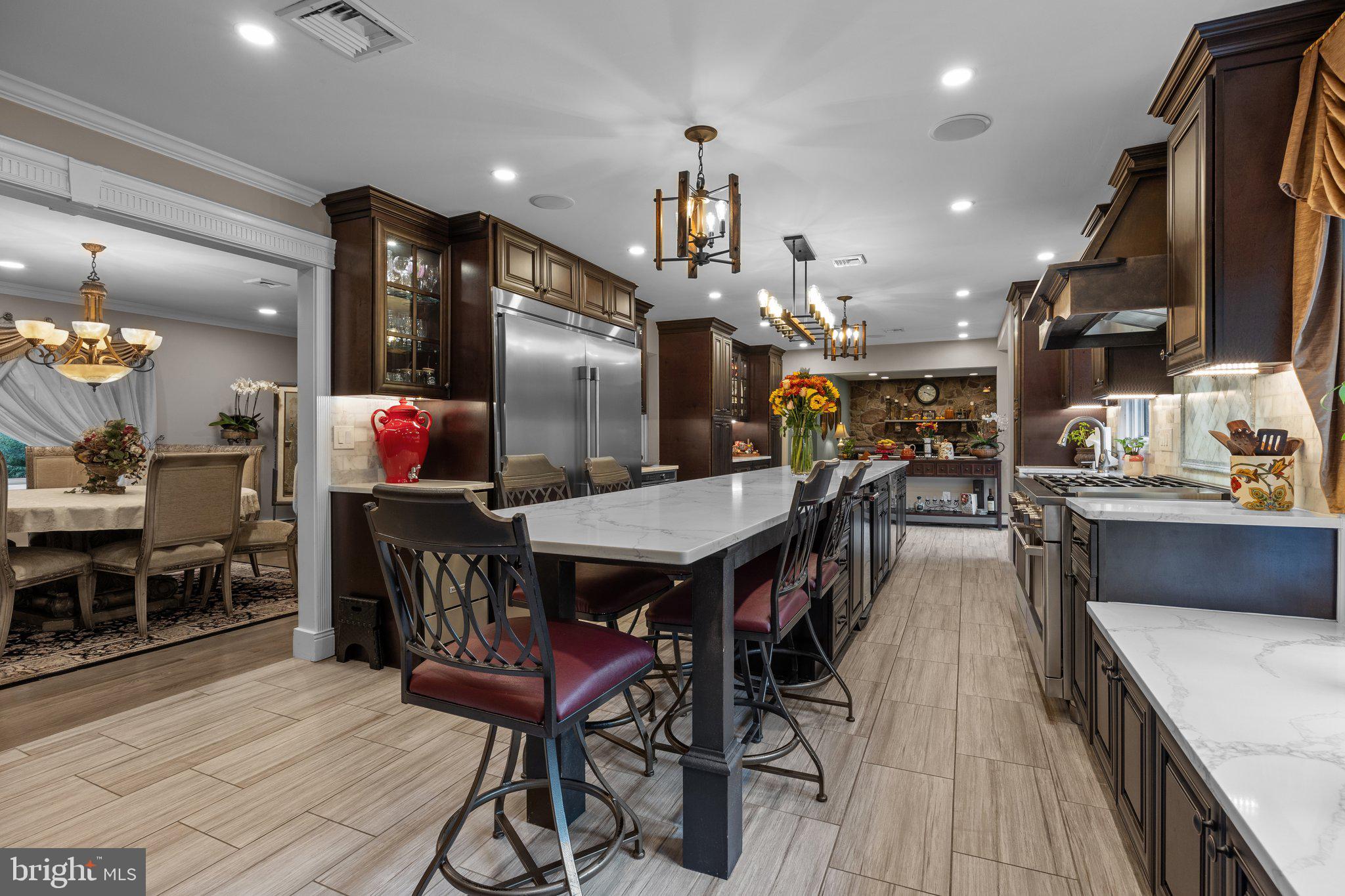HUNTINGDON VALLEY - Residential