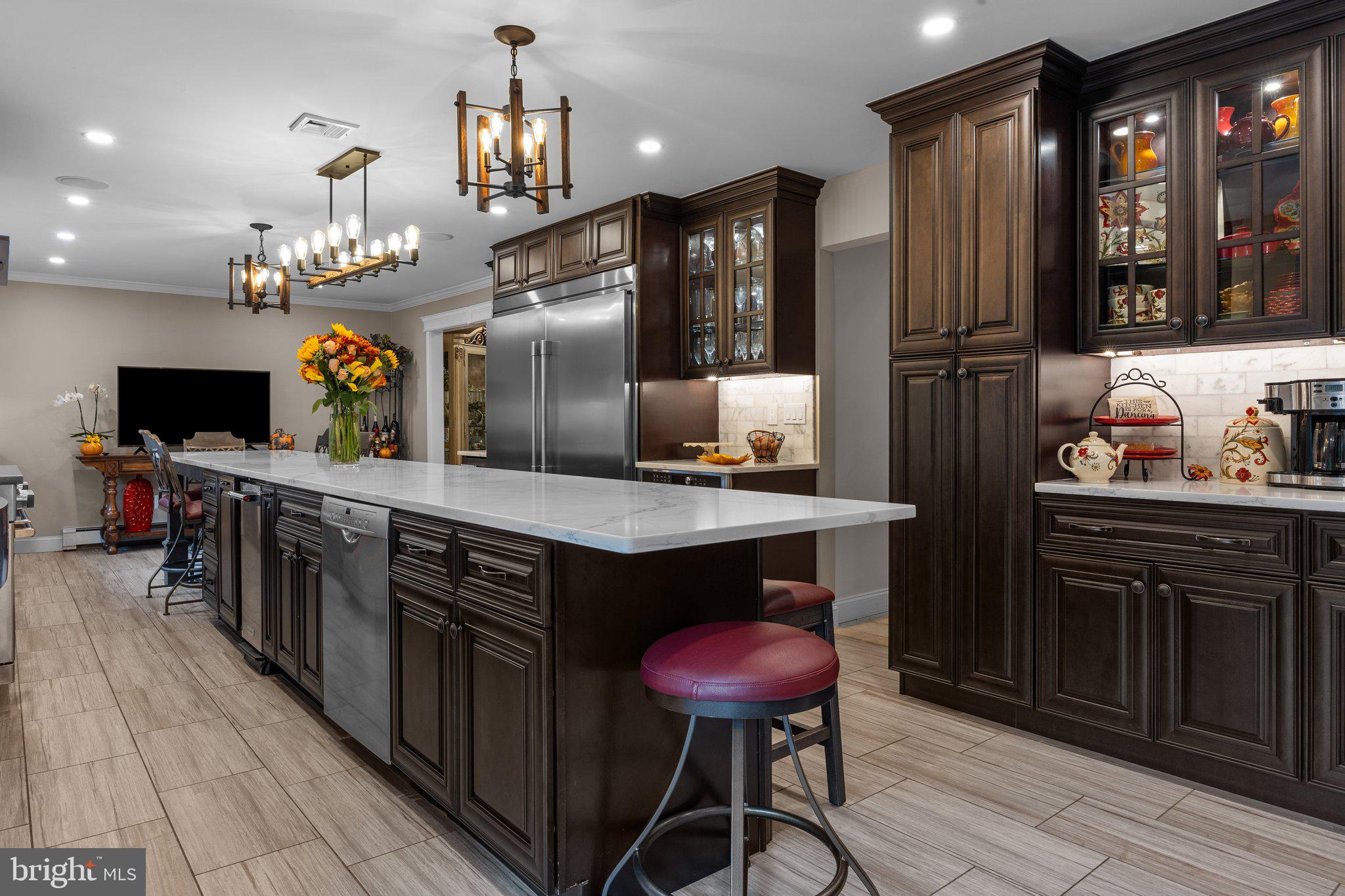 HUNTINGDON VALLEY - Residential