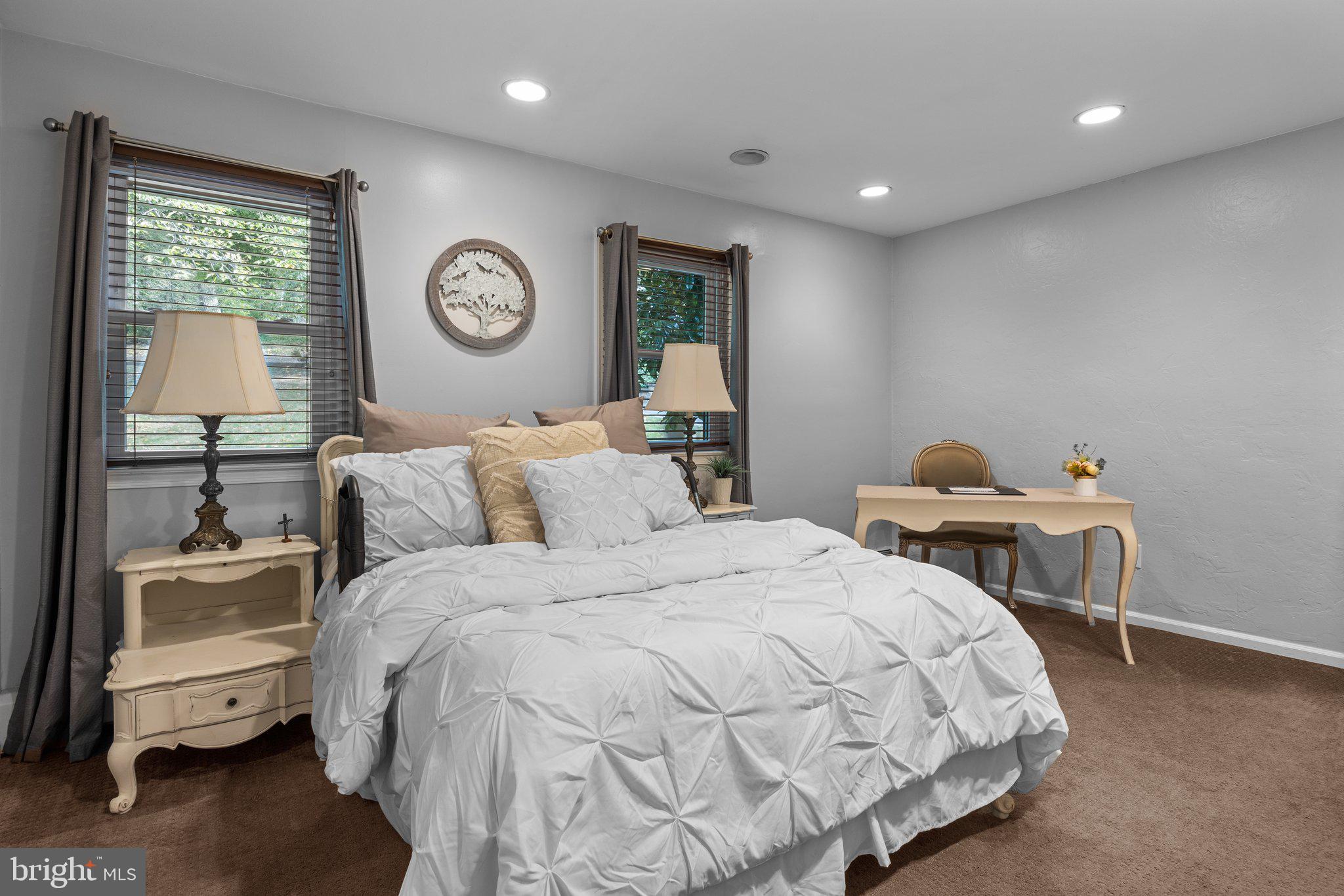 HUNTINGDON VALLEY - Residential