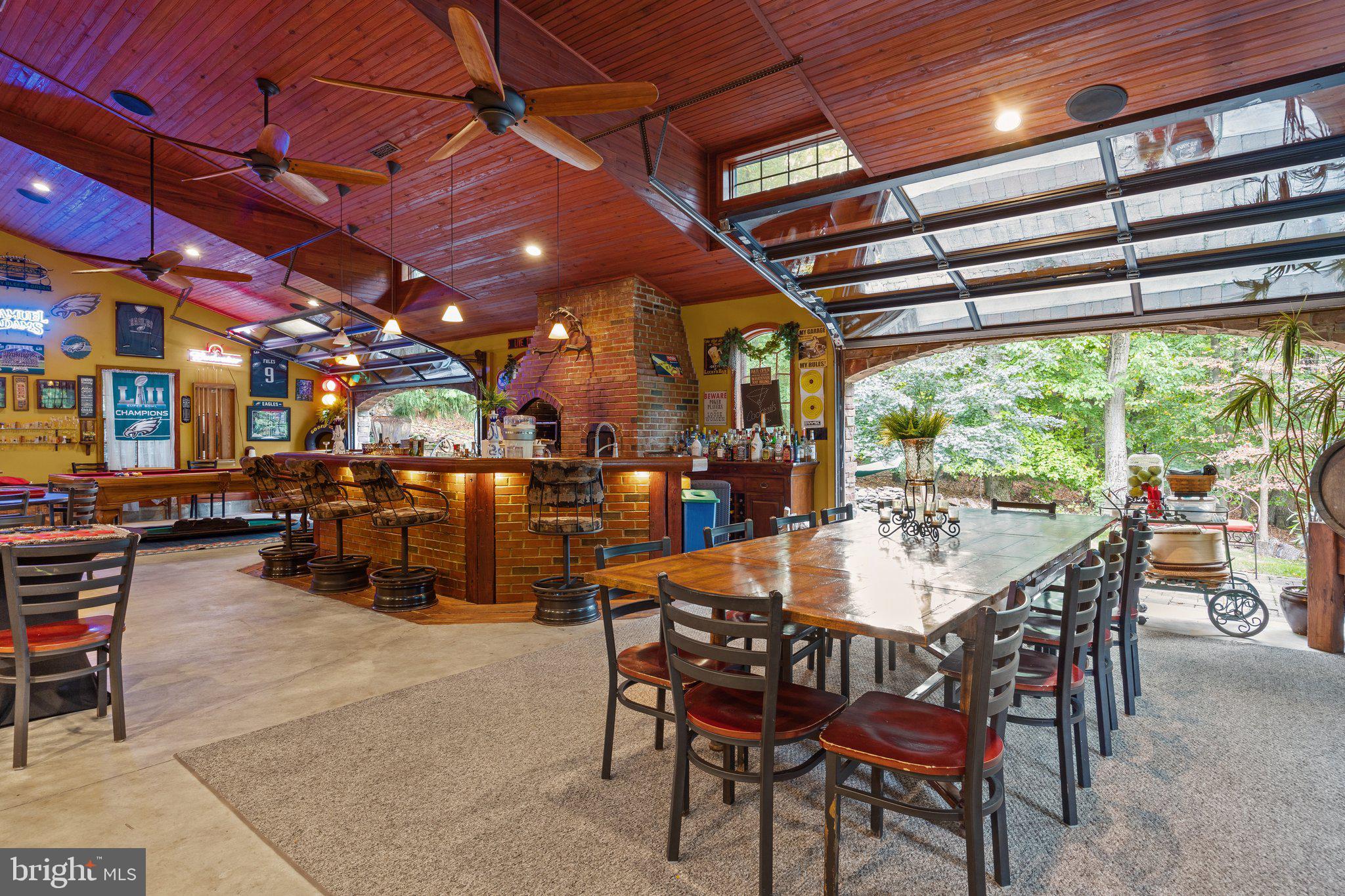 HUNTINGDON VALLEY - Residential