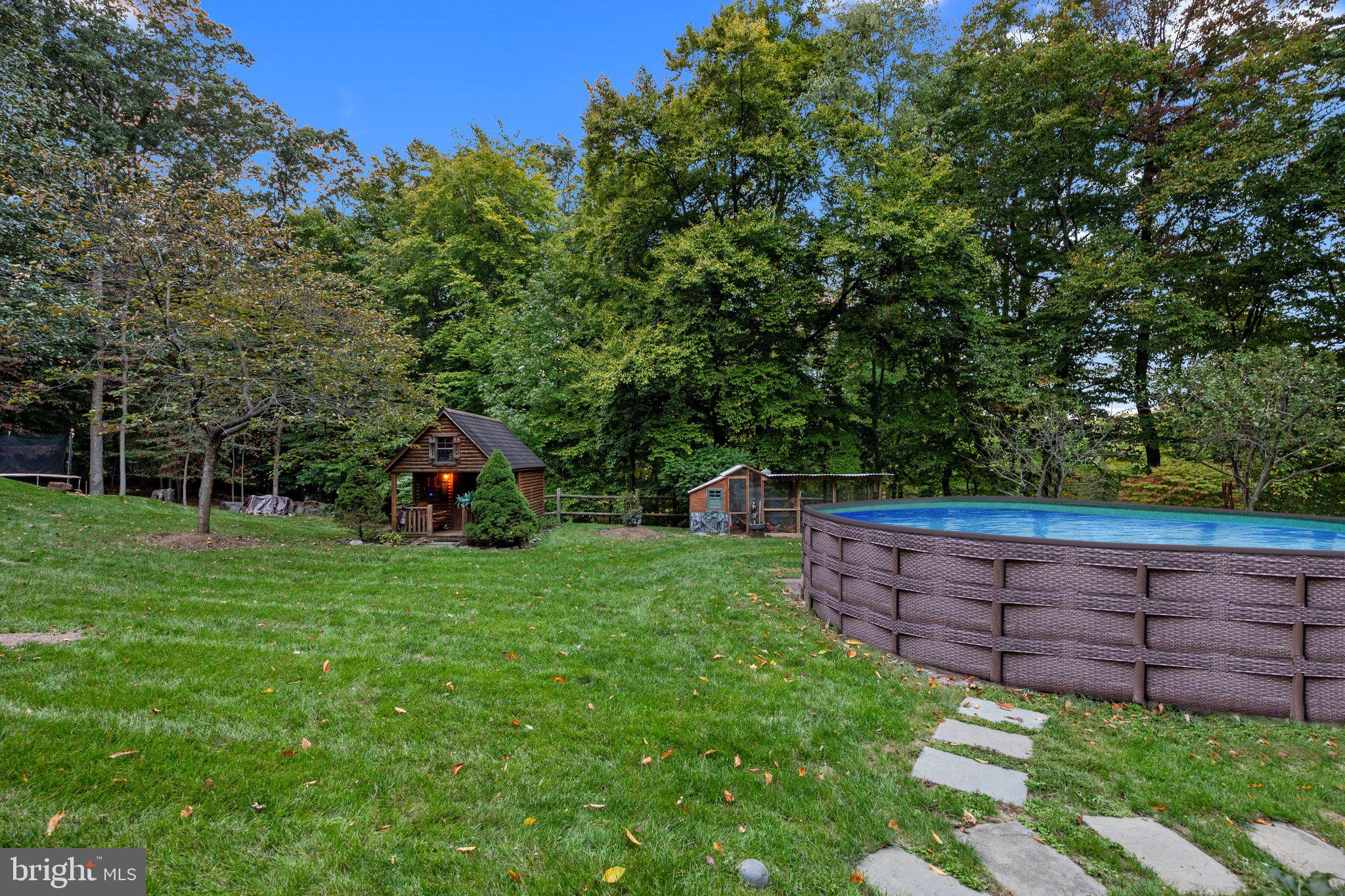 HUNTINGDON VALLEY - Residential
