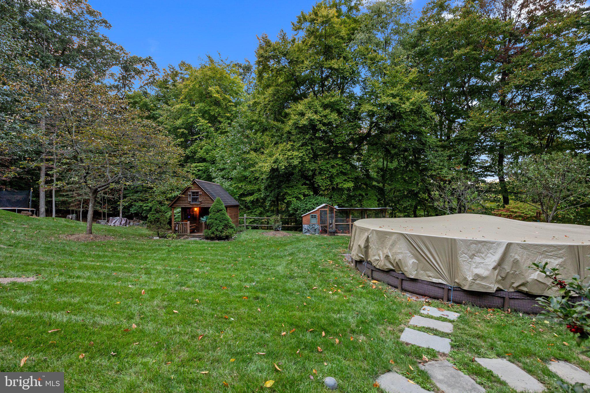 HUNTINGDON VALLEY - Residential