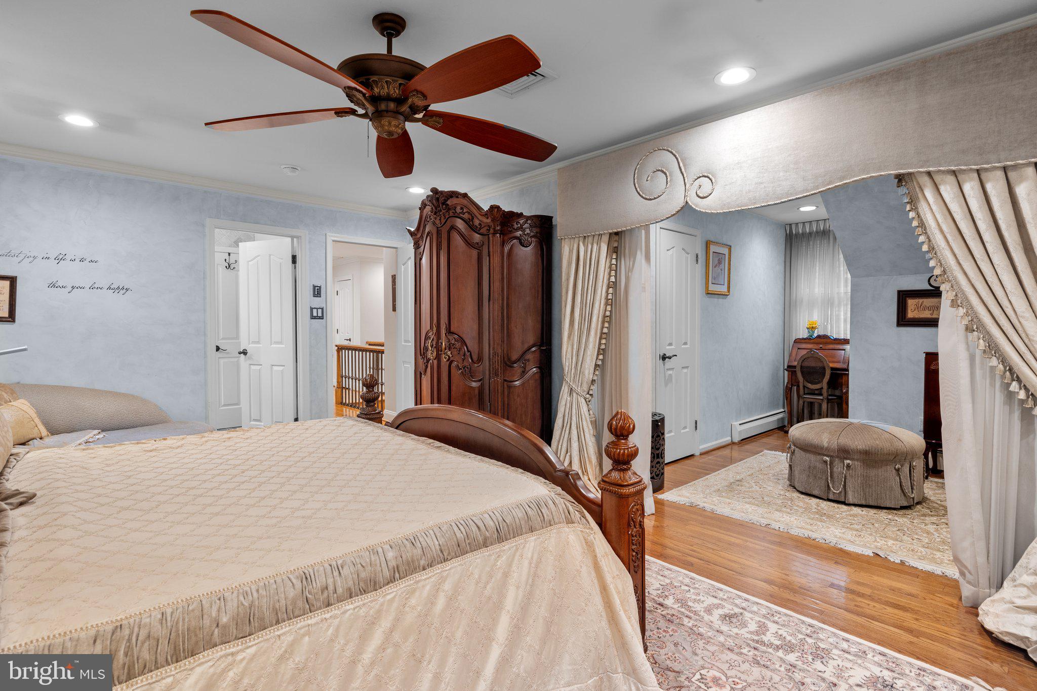 HUNTINGDON VALLEY - Residential