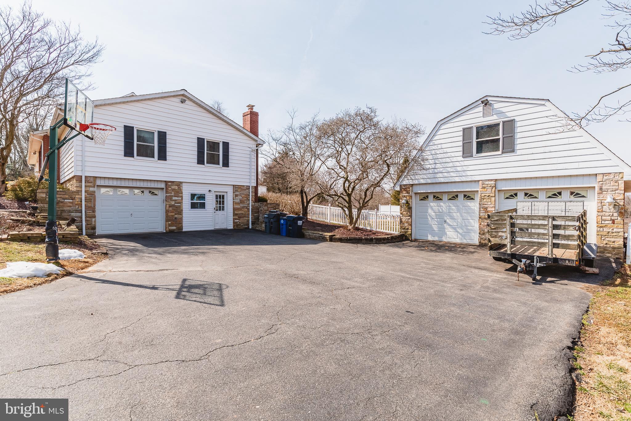 HARFORD HILLS - Residential