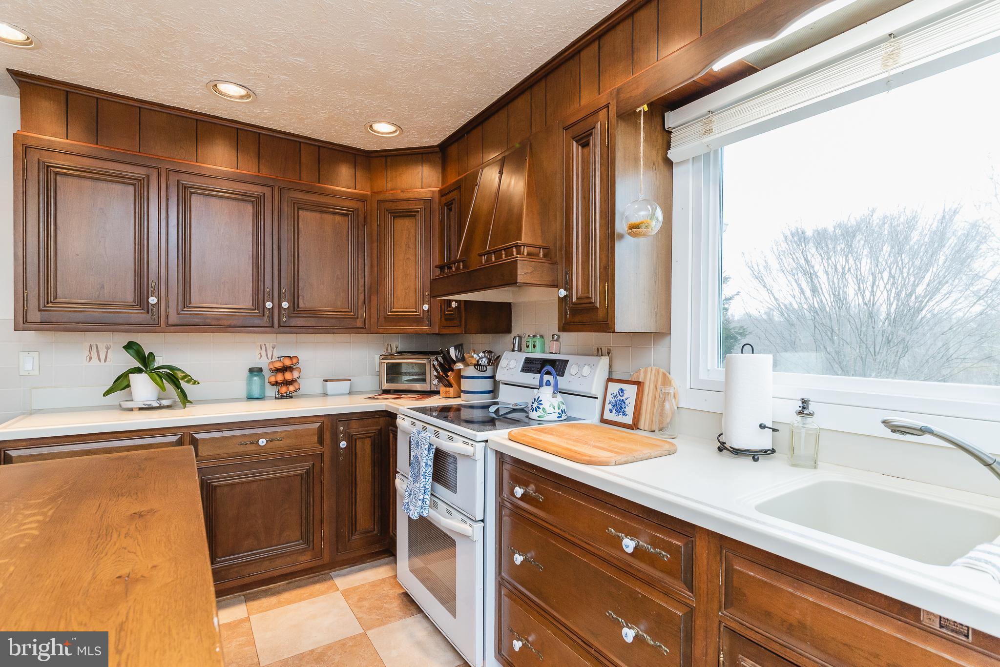 HARFORD HILLS - Residential