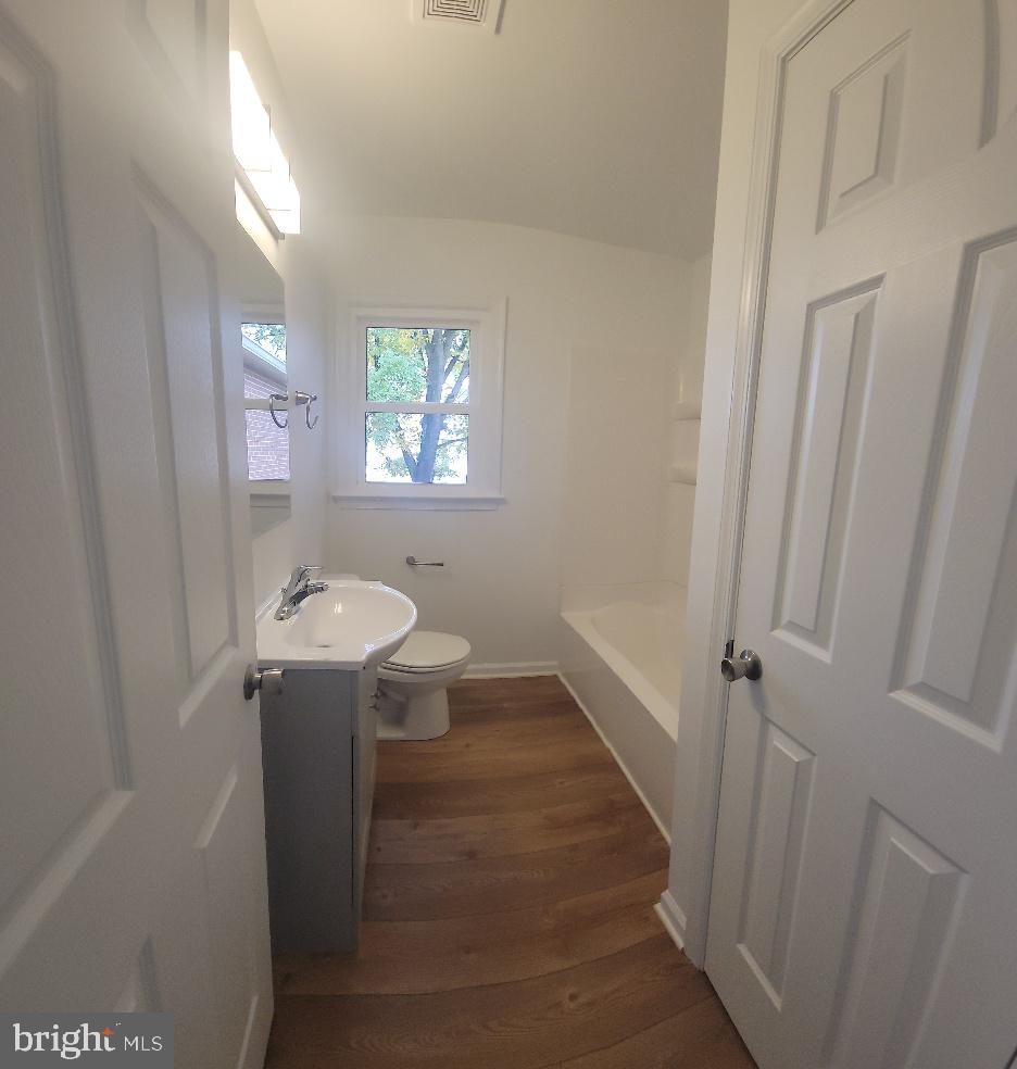 BELLVUE - Residential Lease